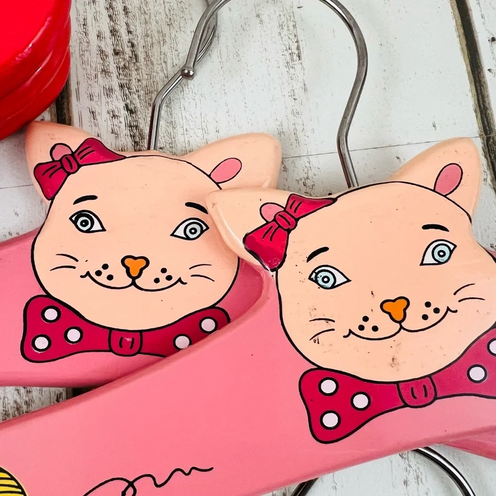 Kidorable Vintage Aminal Kids Wooden Hangers Bundle of 10 Frog Cat Ladybug - Picture 9 of 10